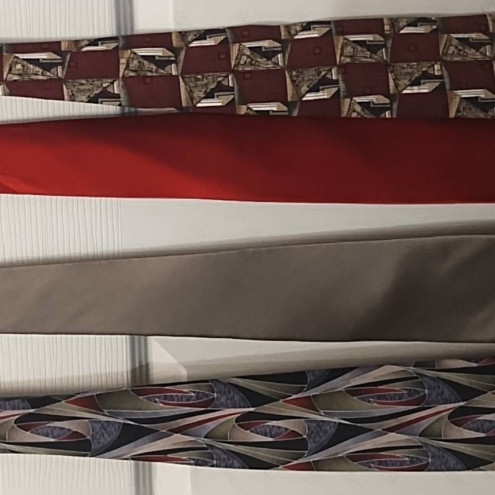 Set of Four Stylish Ties in Various Patterns Mix Match All Ties 4 Sale - Picture 2 of 2